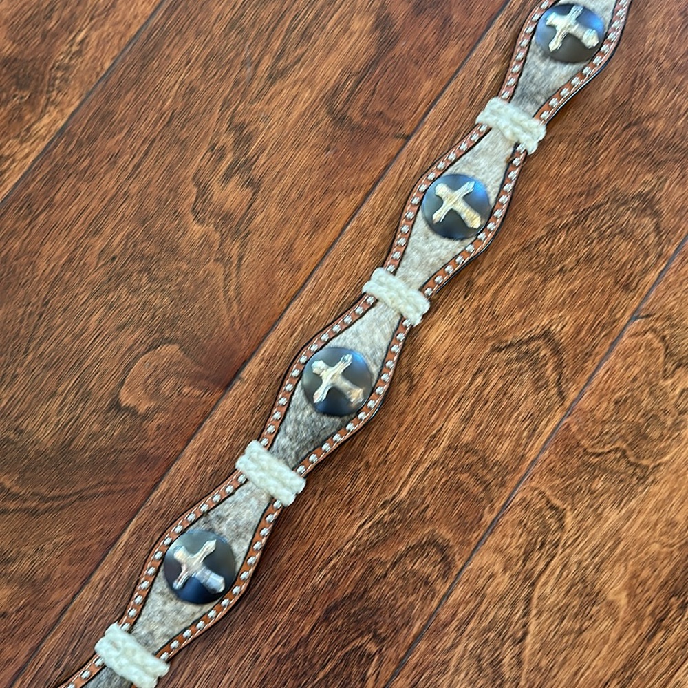 Western cow hide and cross Concho belt size 34 - Picture 3 of 6